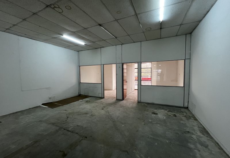 Sunway 3 Storey Shop Facing The Main Road Sale RM2.3m Jalan PJS 8/8 Sunway Mentari
