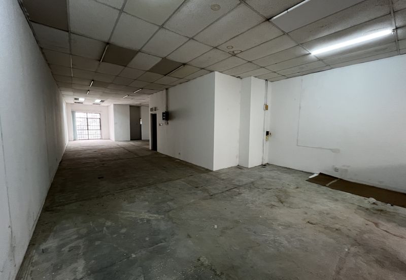 Sunway 3 Storey Shop Facing The Main Road Sale RM2.3m Jalan PJS 8/8 Sunway Mentari
