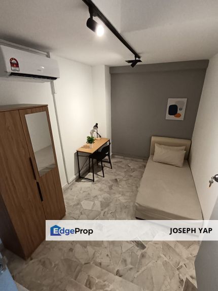 JB Town ROOM RENT - Free Shuttle Bus to CIQ - RENT From RM800 above - All Race, Johor, Johor Bahru