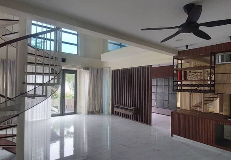 The Villa @ Serai Saujana / Villa Serai Saujana