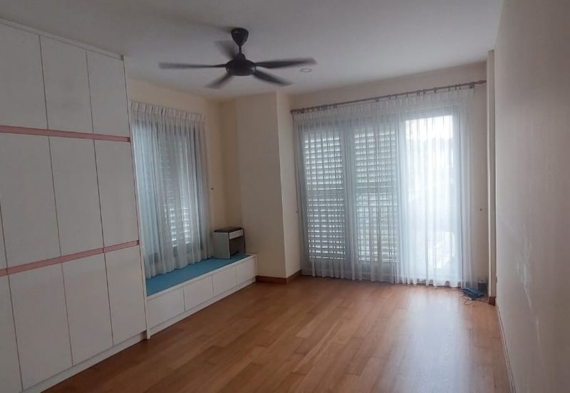 The Villa @ Serai Saujana / Villa Serai Saujana