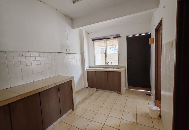 Canal Gardens, Kota Kemuning