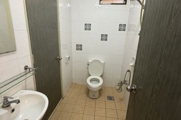 Canal Gardens, Kota Kemuning