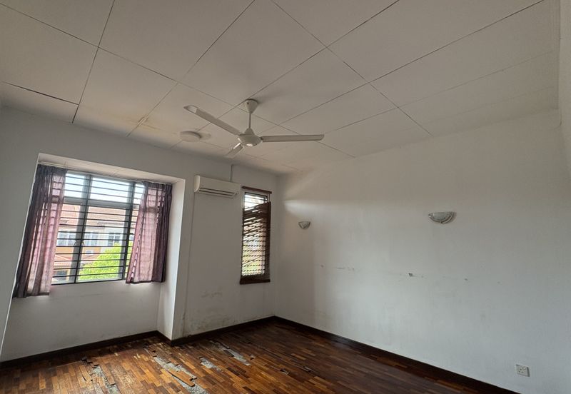 Canal Gardens, Kota Kemuning