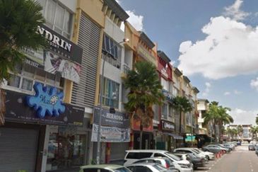 3 Storey Corner @ Sutera Square Taman Sutera Utama