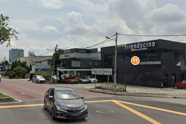 2 Storey Commercial Semi D @ Serampang Pelangi for Rent