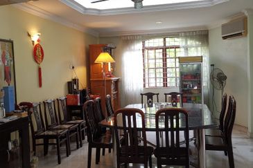 [Large Land] 2sty Bungalow 15000sf Kota Damansara Petaling Jaya