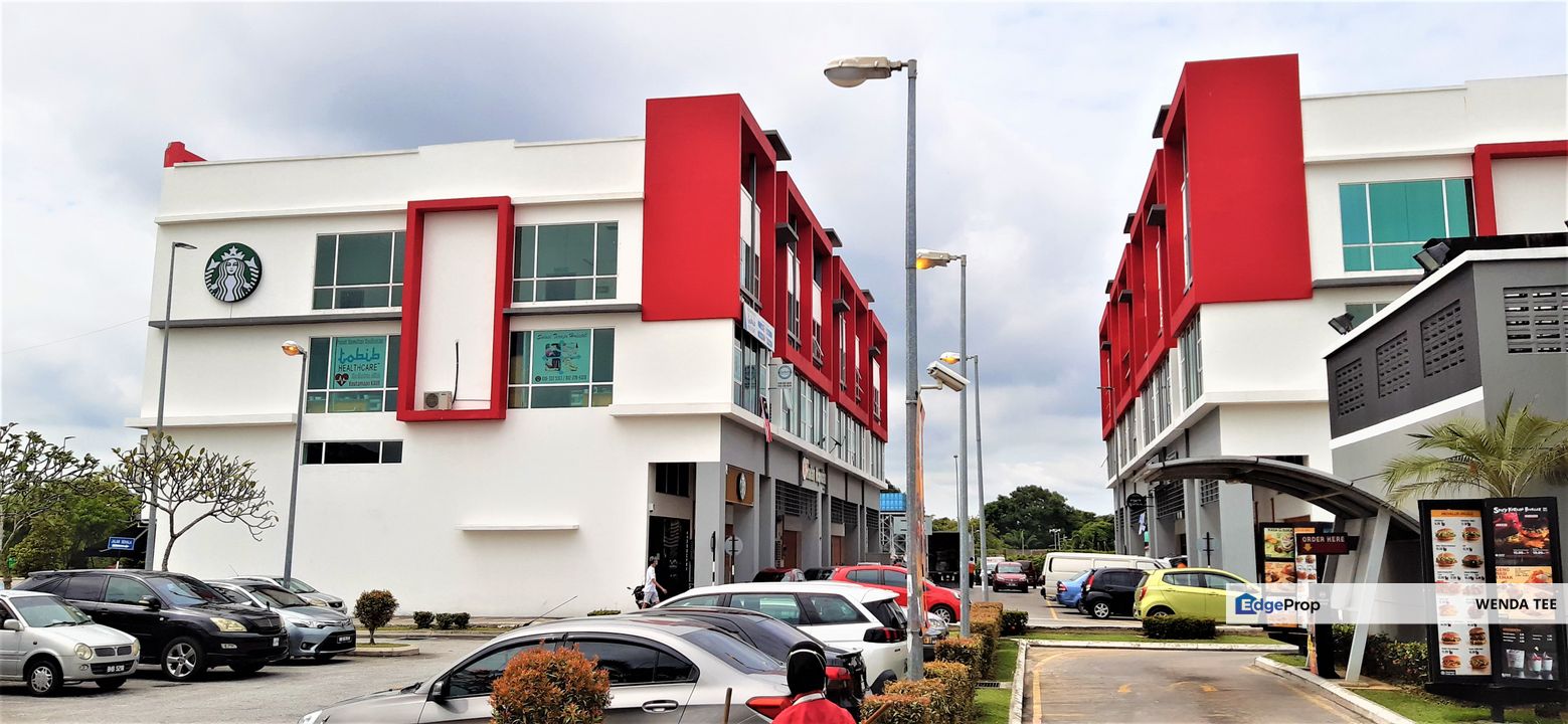 BANTING 3-STOREY SHOPLOTS / OFFICE NEXT TO MC-D DRIVE THRU, Selangor, Banting