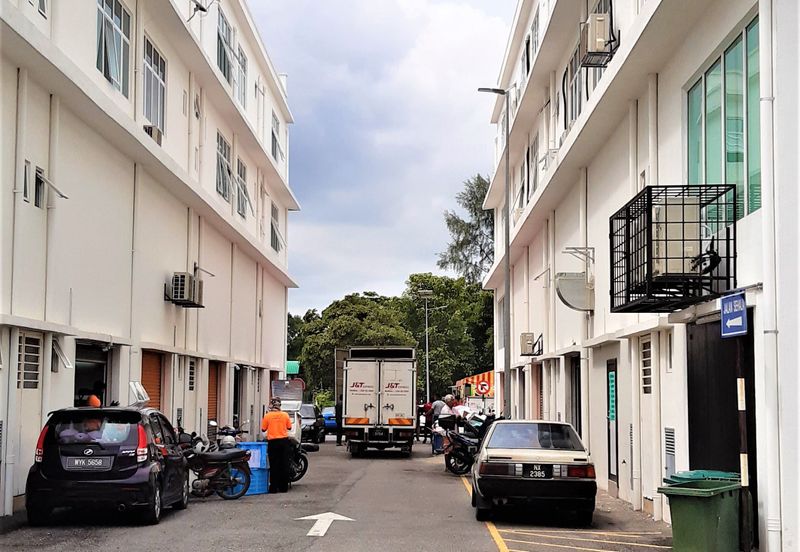 JALAN CEMERLANG 4( BANTING BUSINESS CENTRE