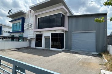 Gateway 16, Bandar Bukit Raja