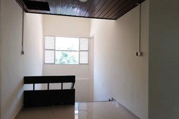 Jln Damai-15000sf land (Office/School) Refurbished