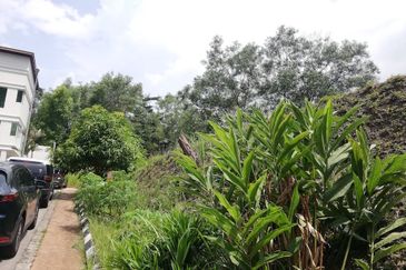 Casa Limini, Seputeh -  Gate, Hilltop, nice view 