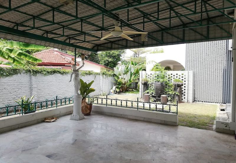 Titiwangsa-21Ksf land/park 20 cars (office/school)