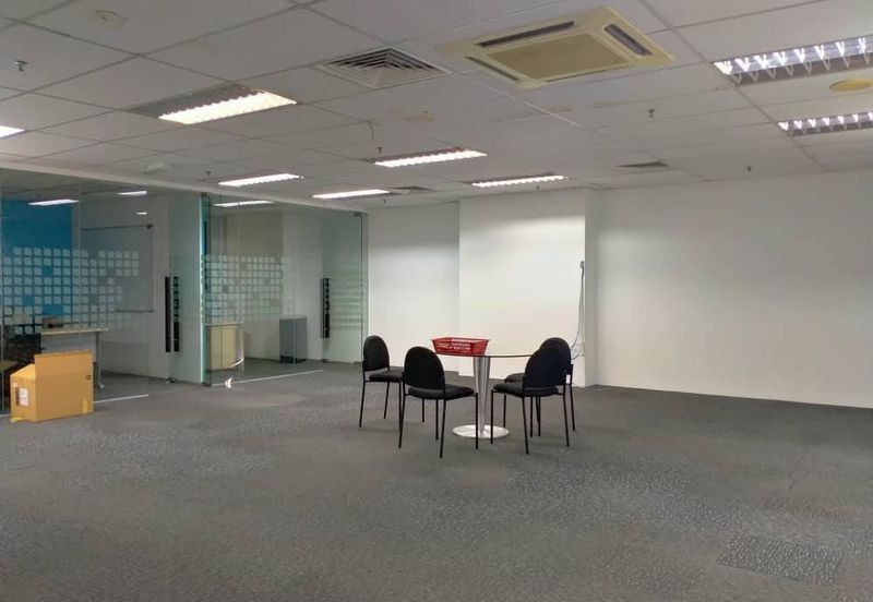 [LRT] UOA 2 - Furnished, walk to Pavilion, KLCC 