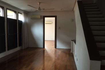 Bukit Kiara Residence - gated, renovated 