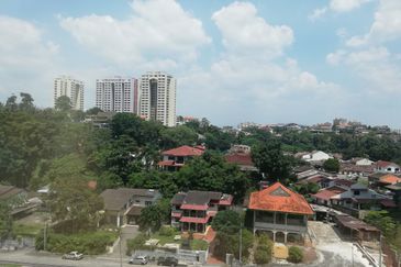 OKR- Enbloc building, main road,9 storey (34000sf)