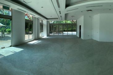 Cyberjaya - Enbloc building (163Ksf, 320 carpark)