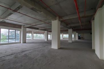 Office Tower (156Ksf, 6 storeys, 280 carpark) 