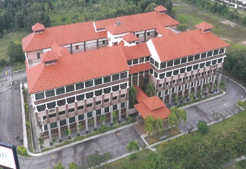 Cyberjaya - Enbloc building (203Ksf, 350 carpark) 