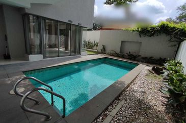 Gated, pool, new kitchen