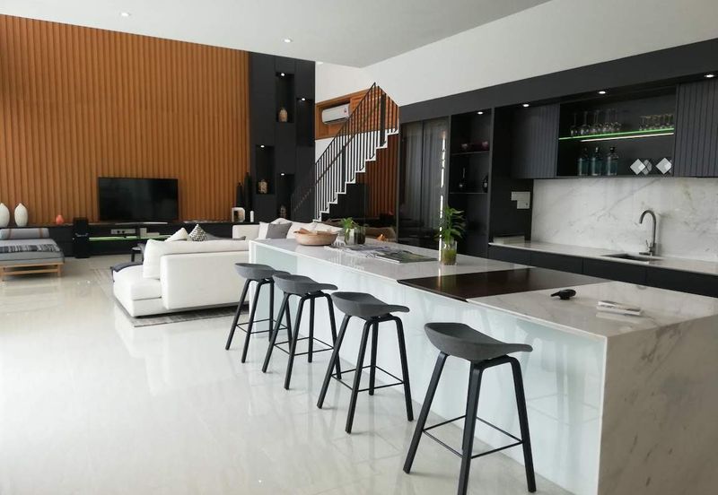 NEW -PJ, Gated, lift, pool (Foreigners can buy)