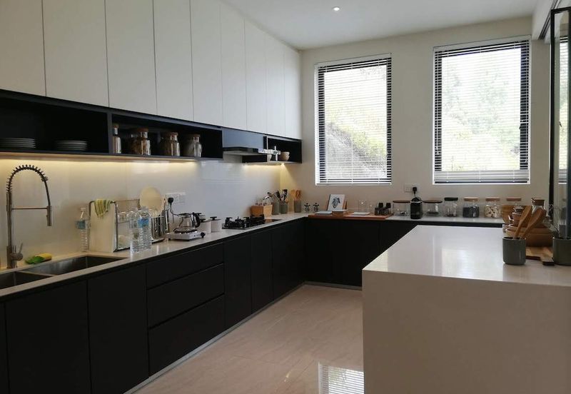 NEW -PJ, Gated, lift, pool (Foreigners can buy)