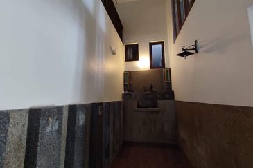 Bangsar - greenery (very private)