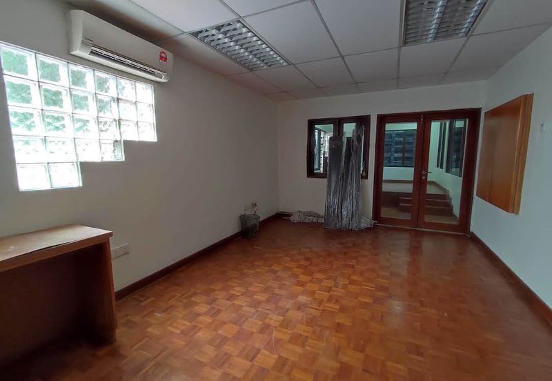 Bangsar - greenery (very private)