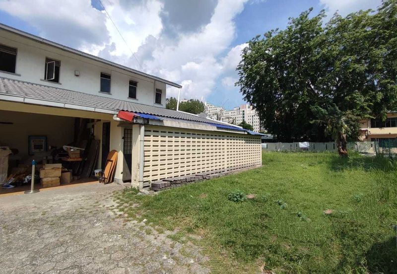 Jalan Damai -  (GOOD BUY!!) Next to masjid, 5 min to KLCC