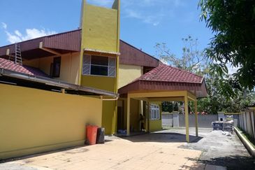 Jln Damai-15000sf land (Office/School/Cafe) Refurbished