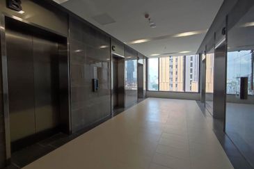 Menara EcoWorld (The Stride Strata Office @ BBCC)