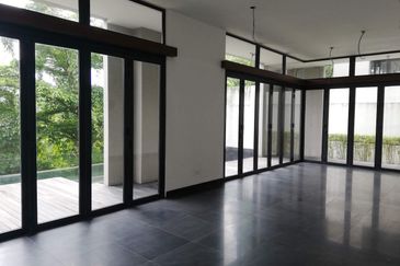 Bangsar - pool, lift (quiet) 