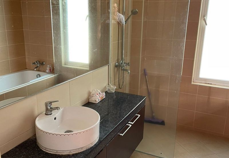 Ukay Heights (park 10-15 cars)