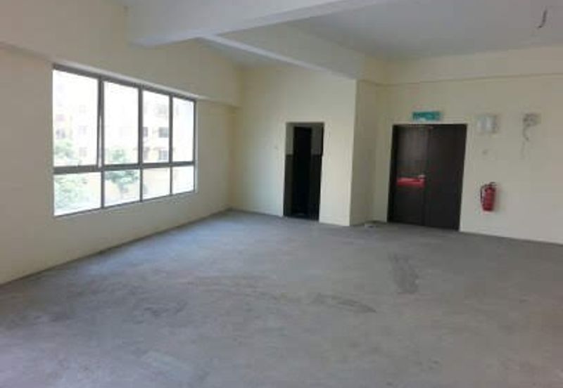 Medan 28 - Corner, 3.5 storey