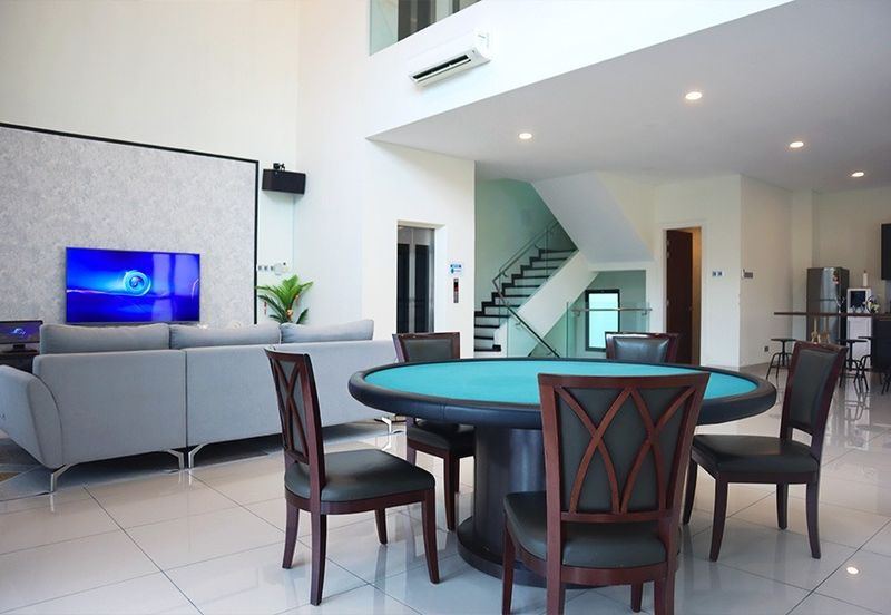 Gated, with lift, low density (free MF) 