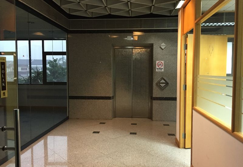 Enbloc building (College/Office) - 35 carpark 