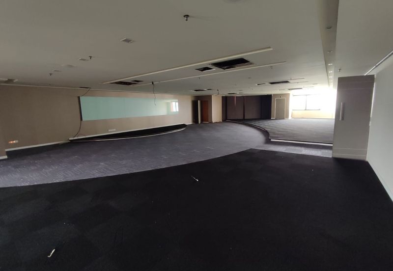 [MRT] Fitted classrooms for school/college/uni (2 floors, KLCC view)