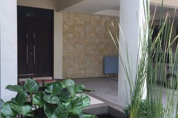 Gated - Furnished, Greenery