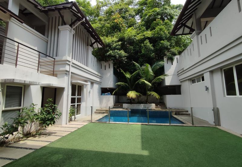GOOD BUY!! Bangsar Hill (BSC, MRT) - Gated, large house 