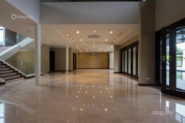 Twin Bungalow (Park 10-15 cars, Guardhouse)  