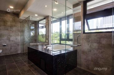 Twin Bungalow (Park 10-15 cars, Guardhouse)  