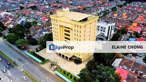 USJ Taipan [LRT, 160 carpark] Vibrant location, road frontage, Selangor, Subang Jaya