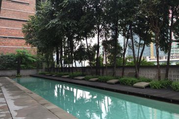 Enbloc (with pool) [Tenanted] (Zen environment) 