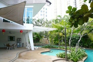 Aman Kiara - walk to GIS, gated, garden 