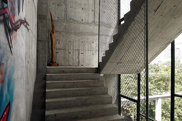 Enbloc (with pool) [Tenanted] (Zen environment)  