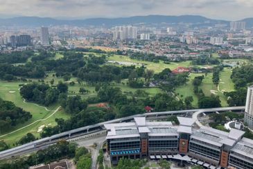 Plaza Conlay, Jalan Conlay