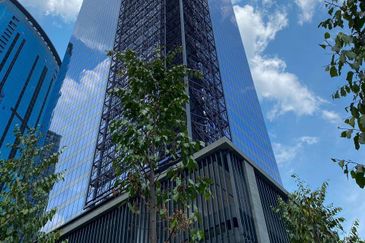 Plaza Conlay, Jalan Conlay