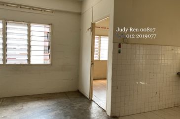 Subang Perdana Goodyear Court 10