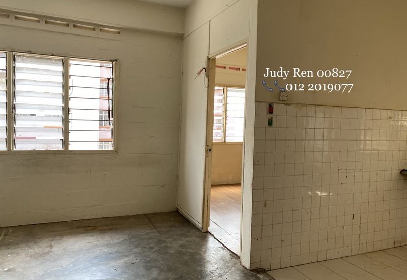 Subang Perdana Goodyear Court 10