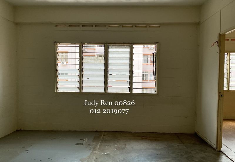 Subang Perdana Goodyear Court 10